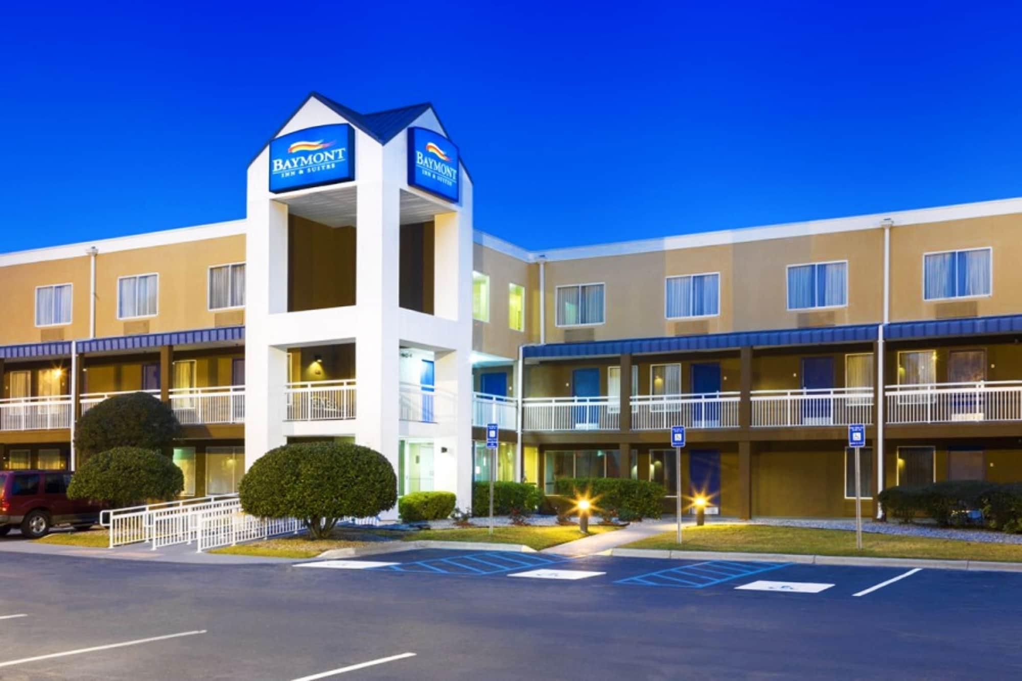 Baymont By Wyndham Savannah Midtown Kültér fotó