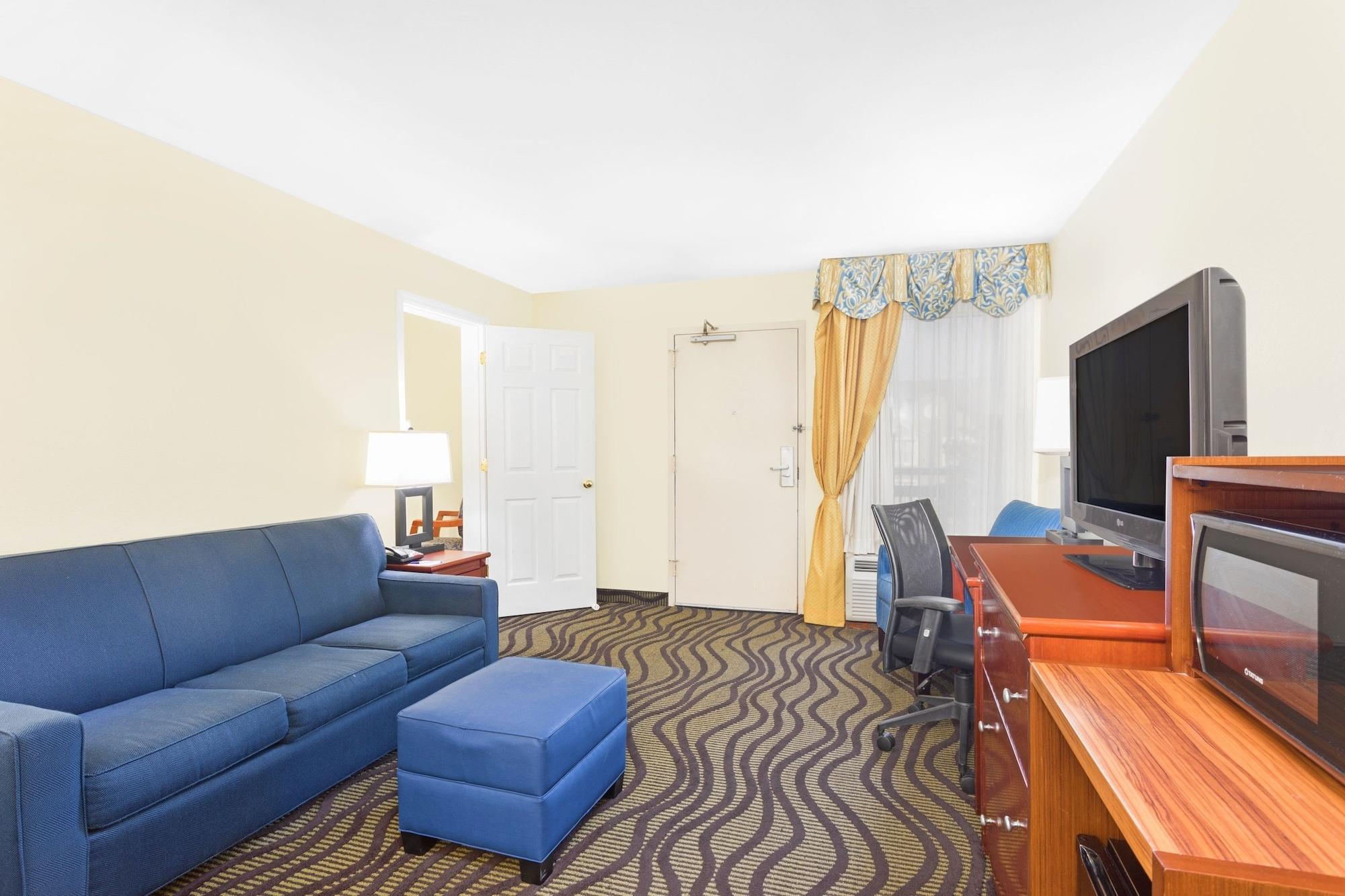 Baymont By Wyndham Savannah Midtown Kültér fotó