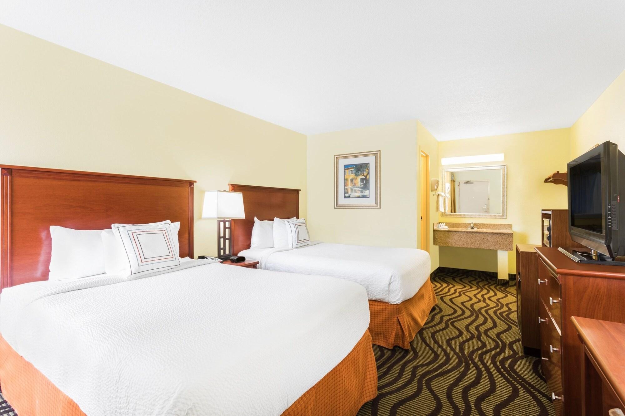 Baymont By Wyndham Savannah Midtown Kültér fotó