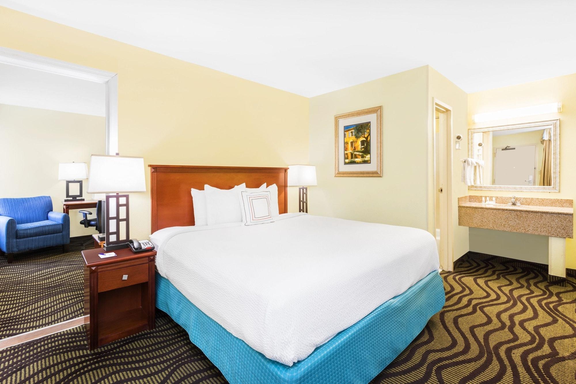 Baymont By Wyndham Savannah Midtown Kültér fotó