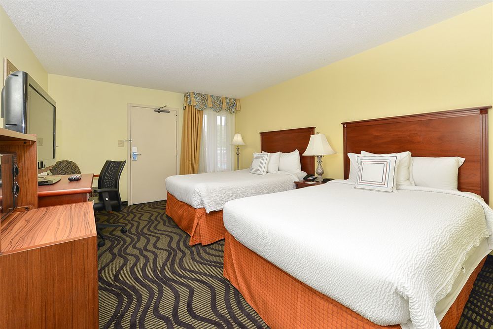 Baymont By Wyndham Savannah Midtown Kültér fotó