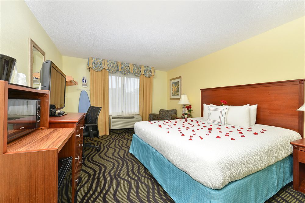 Baymont By Wyndham Savannah Midtown Kültér fotó